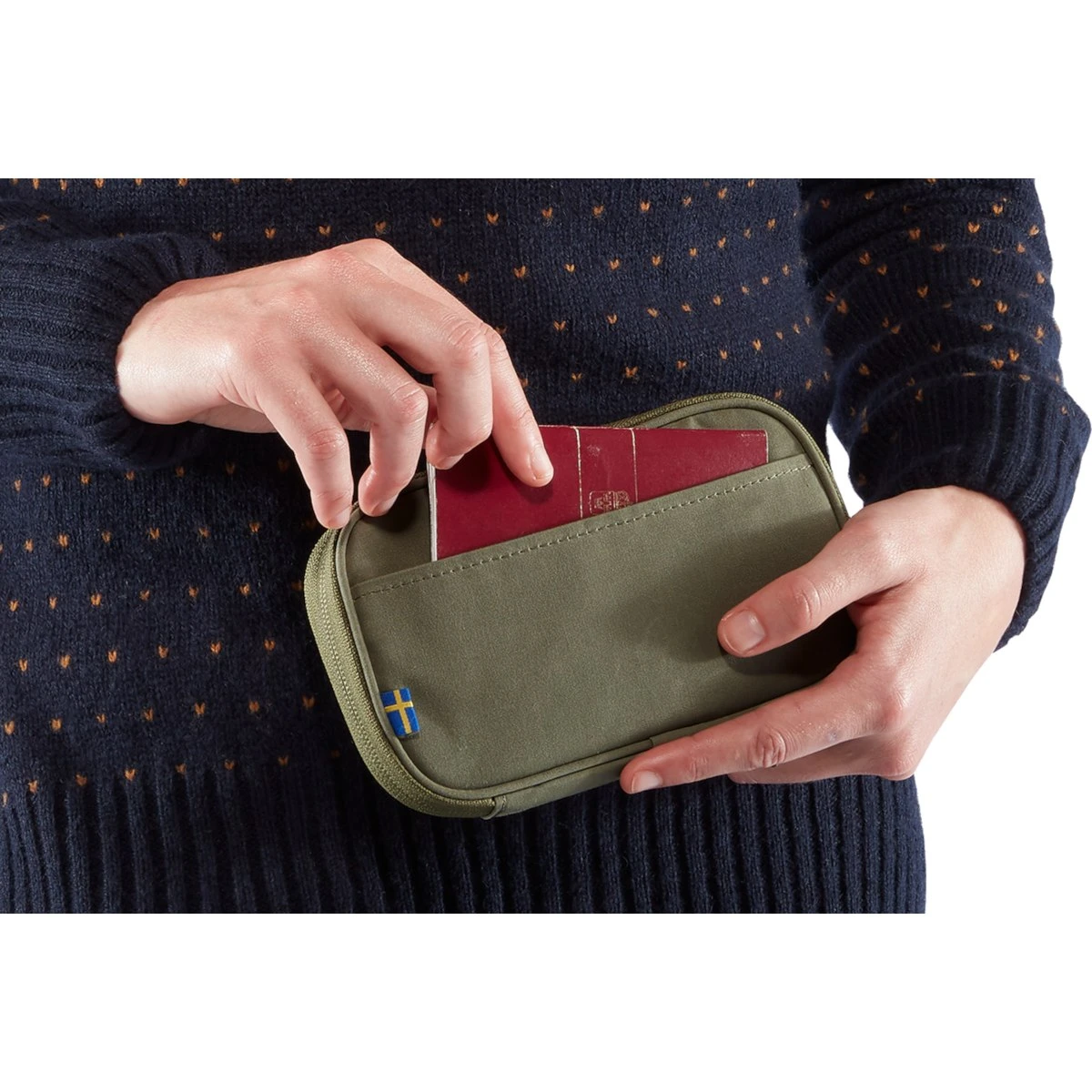 FJÄLLRÄVEN Fjällräven Kanken Travel Portemonnee - Navy 7 FJÄLLRÄVEN Fjällräven Kanken Travel Portemonnee - Navy - Afbeelding 5