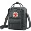FJÄLLRÄVEN Fjällräven Kånken Sling Schoudertas 2.5L - Graphite 1 FJÄLLRÄVEN Fjällräven Kånken Sling Schoudertas 2.5L - Graphite -Fiets Series Winkel 351205 00 d 751402