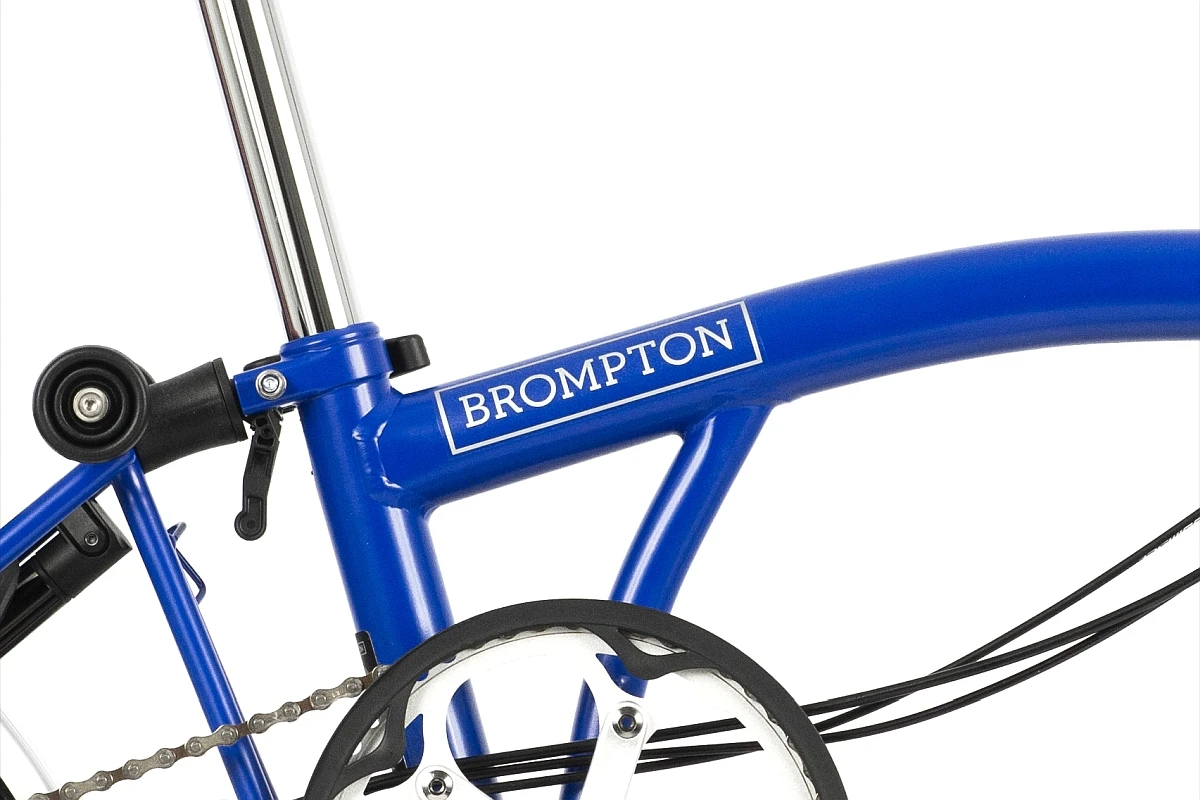 Brompton C Line Explore - 6-Speed - High Bar - Telescopic Seatpost - Dynamo - 16" Folding Bike - 2022 - Picadilly Blue Matt 7 Brompton C Line Explore - 6-Speed - High Bar - Telescopic Seatpost - Dynamo - 16" Folding Bike - 2022 - Picadilly Blue Matt - Afbeelding 5