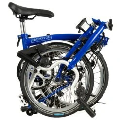 Brompton C Line Explore - 6-Speed - Mid Bar - Standard Seatpost - Dynamo - 16" Folding Bike - 2022 - Picadilly Blue Matt 11 Brompton C Line Explore - 6-Speed - Mid Bar - Standard Seatpost - Dynamo - 16" Folding Bike - 2022 - Picadilly Blue Matt -Fiets Series Winkel c line explore 6 speed mid bar standard seatpost dynamo picadilly blue matt 3 1215755
