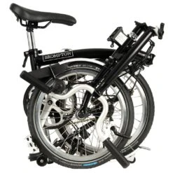 Brompton C Line Utility - 3-Speed - High Bar - Telescopic Seatpost - Dynamo - 16" Folding Bike - 2022 - Black Matt 11 Brompton C Line Utility - 3-Speed - High Bar - Telescopic Seatpost - Dynamo - 16" Folding Bike - 2022 - Black Matt -Fiets Series Winkel c line utility 3 speed high bar extended seatpost dynamo black matt 3 1217537