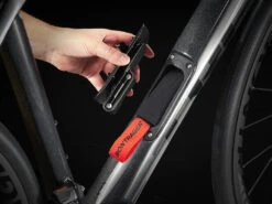 Trek Domane SL 7 Ultegra Di2 Roadbike Gen. 3 - 2023 - Dark Prismatic / Trek Black -Fiets Series Winkel domanesl7 alt3 1232517