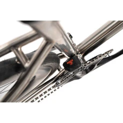 Falkenjagd ARISTOS R SPEEDGRAVEL - Shimano 105 Di2 - Titan Gravel Bike - 2023 -Fiets Series Winkel falkenjagd aristos r speedgravel di2 03 1527922