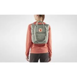 FJÄLLRÄVEN Fjällräven Kånken Totepack Tas 14L - Desert Brown -Fiets Series Winkel fjaellraeven kanken totepack bag pink 1 1025712