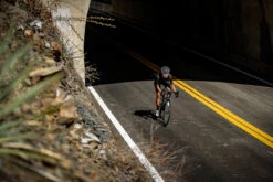 Liv LANGMA ADVANCED SL - Dura Ace Di2 Womens Road Bike - 2022 - Artic Light / Chrome -Fiets Series Winkel langma advanced sl da 4 1115257