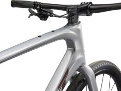 Giant FASTROAD AR ADVANCED 1 - Carbon Fitnessfiets - 2023 - Zilver -Fiets Series Winkel my23fastroadaradvanced1colora silver d 2 1515108