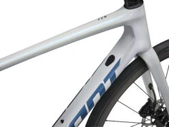 Giant TCR ADVANCED Disc 1+ - Carbon Racefiets - 2023 - Unicorn White -Fiets Series Winkel my23tcradvanced1plusdisc pccolorb unicornwhite d1 1499486