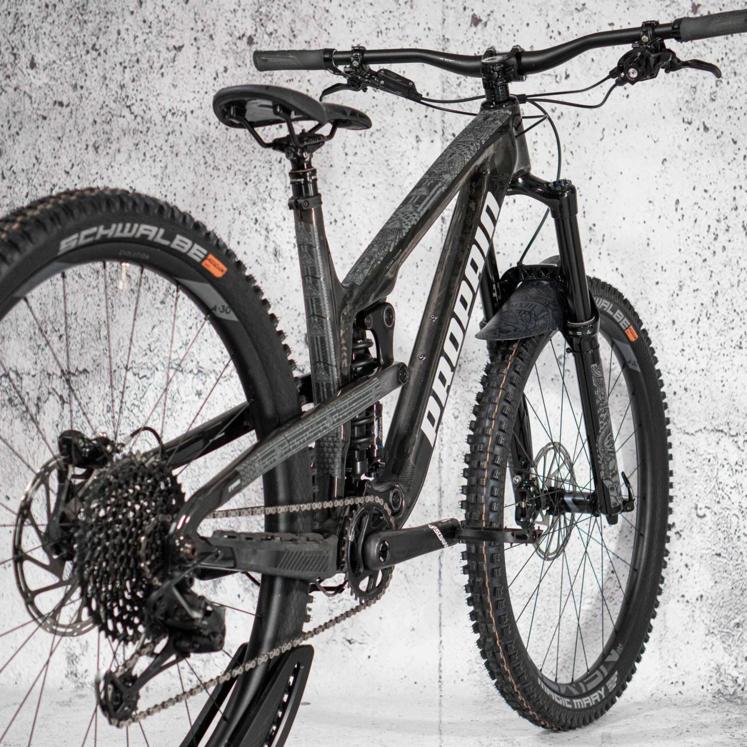 Rie:sel Design Frame:Tape 3000 - Illuminati Grey 4 Rie:sel Design Frame:Tape 3000 - Illuminati Grey - Afbeelding 2