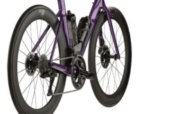 BMC TIMEMACHINE ROAD 01 ONE - Carbon Roadbike - 2023 - Carbon / White -Fiets Series Winkel timemachine road 01 one prp blk cbn detail 07 1412214