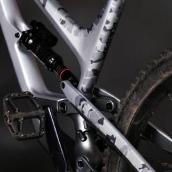 Unleazhed Frame Unscratch Bp01-F Frame Protection Tape - Undercover Matt -Fiets Series Winkel unleazhed bp01 camo b 1022171